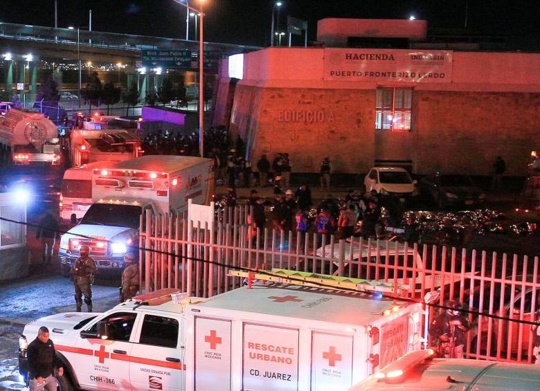 Migrantes y familias realizaron una vigilia en memoria de las 38 víctimas fallecidas en el incendio en Ciudad Juárez