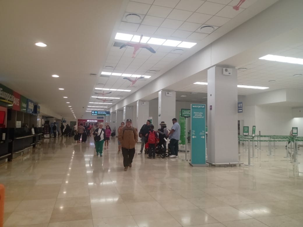 De los vuelos de llegada, los primeros 13 de 19, 9 provienen de la capital del país y los restantes de Tijuana, Monterrey, Guadalajara y Oaxaca