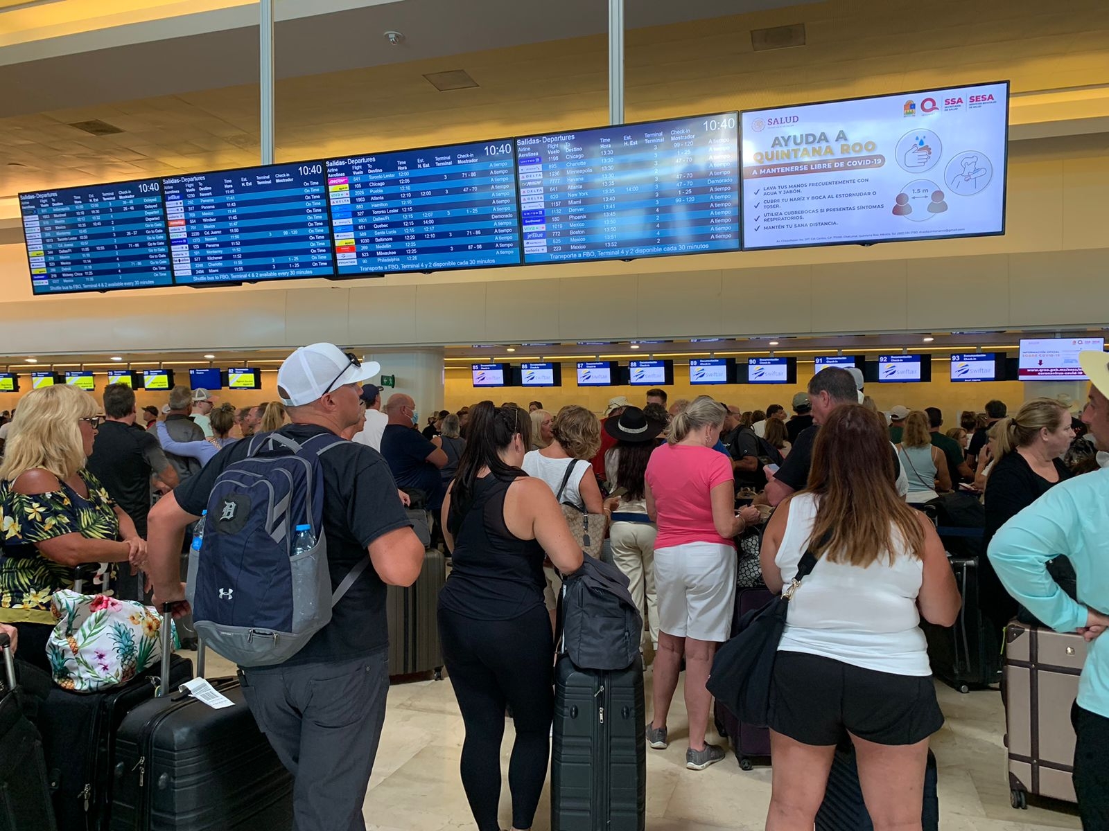 Turistas que viajan a través de Swiftair han pedido que la documentación sea más rápida