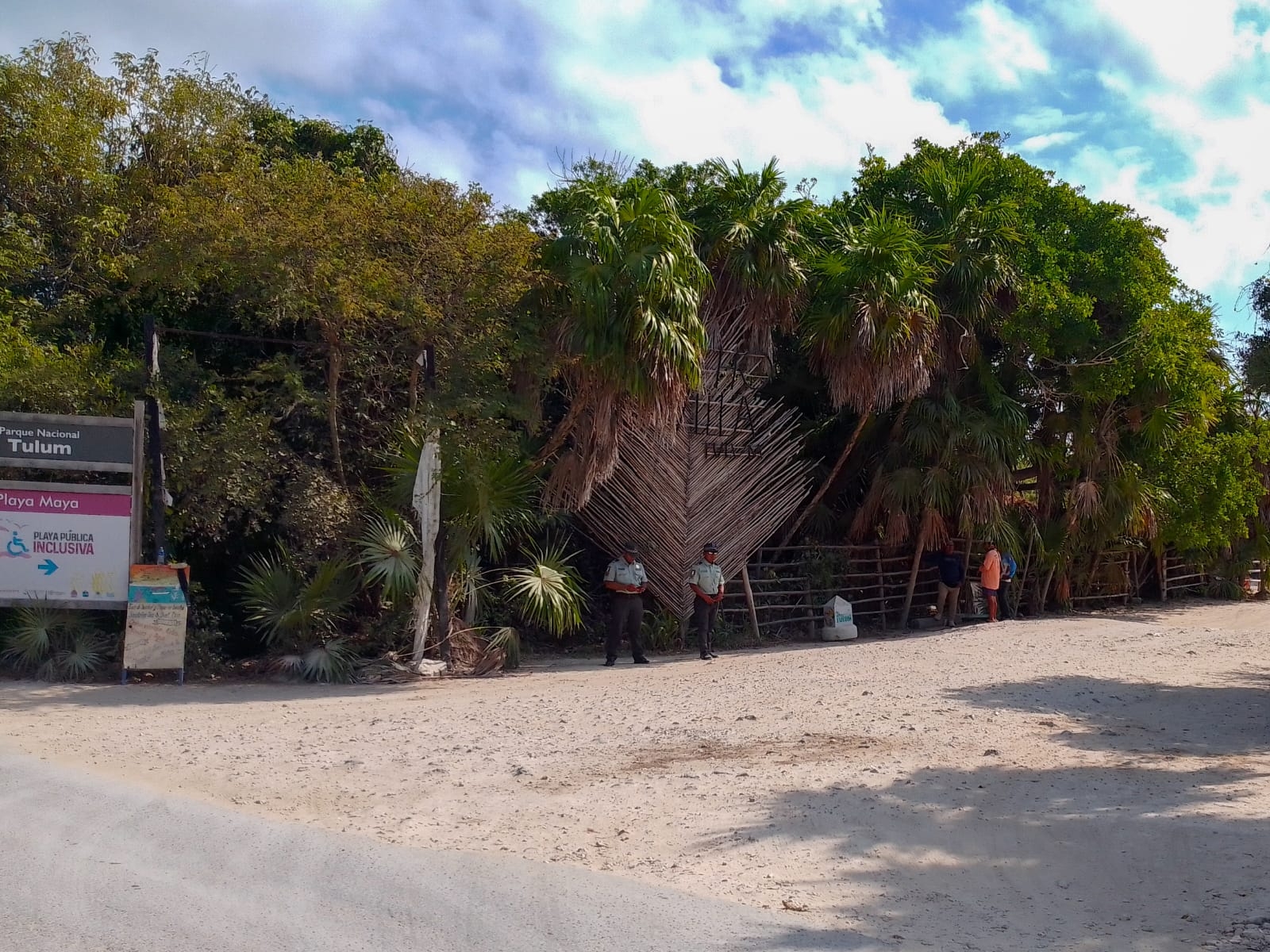 Punta Piedra en Tulum se nota descuidada con exceso de sargazo