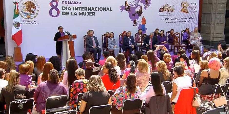 AMLO aseguró que la 4T ya es feminista