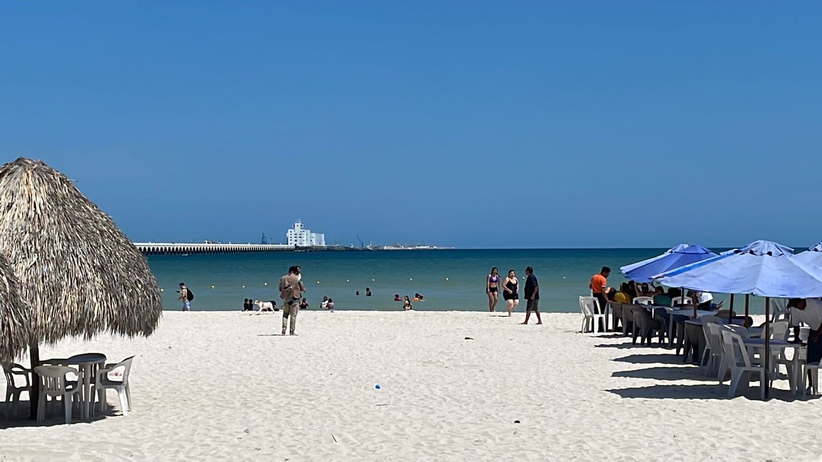 Se registra baja afluencia de visitantes a Progreso