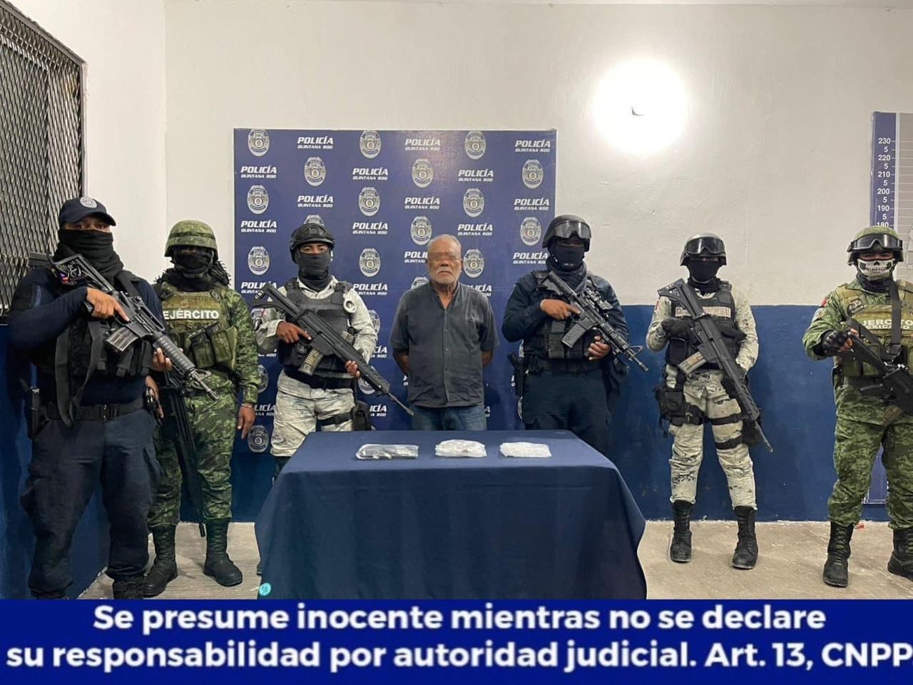 El hombre de 65 años portaba 12 bolsas del enervante El hombre de 65 años portaba 12 bolsas del enervante