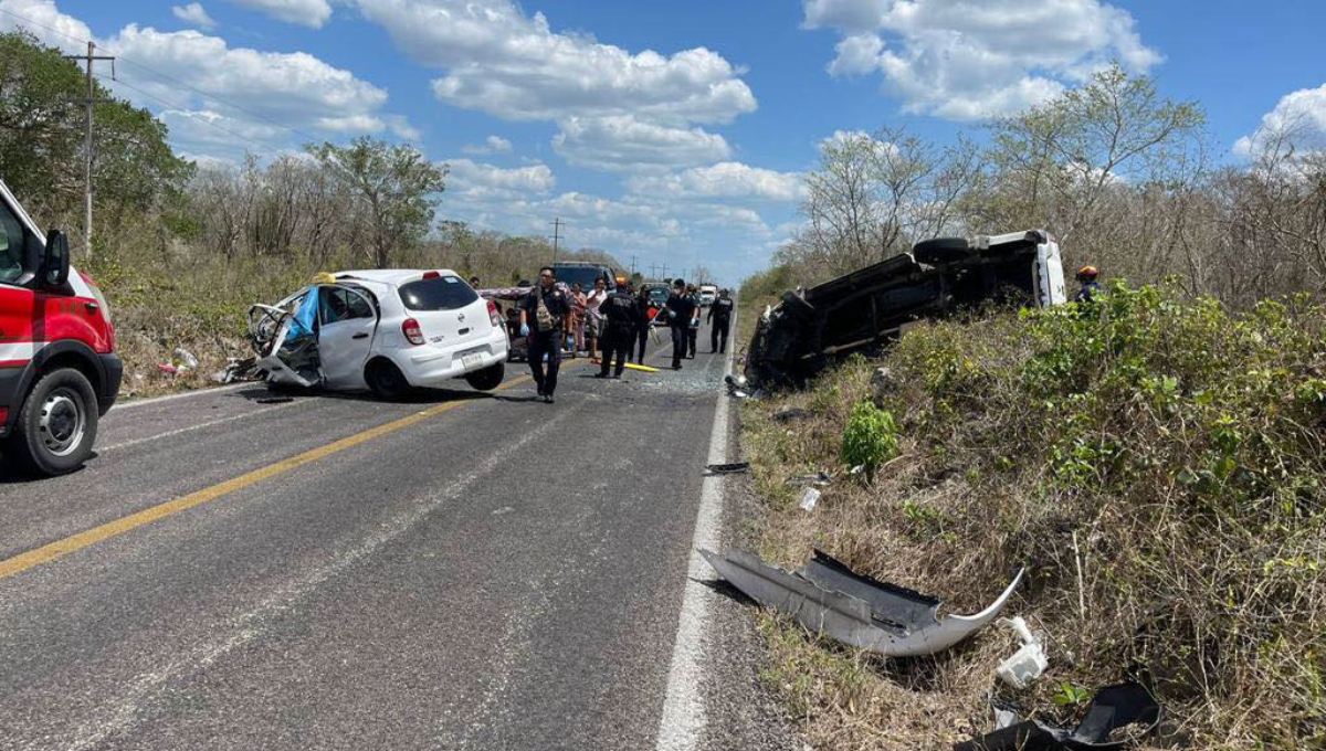 El choque dejó ocho heridos, tres menores y cinco adultos, así como la muerte de una mujer en la Mérida-Cancún