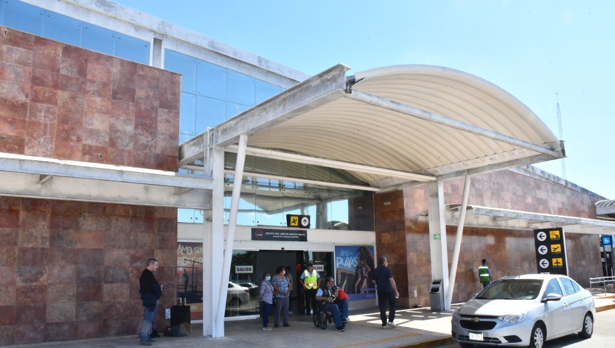 Las razones por las que los vuelos de Aeroméxico no se llenen es el costo.