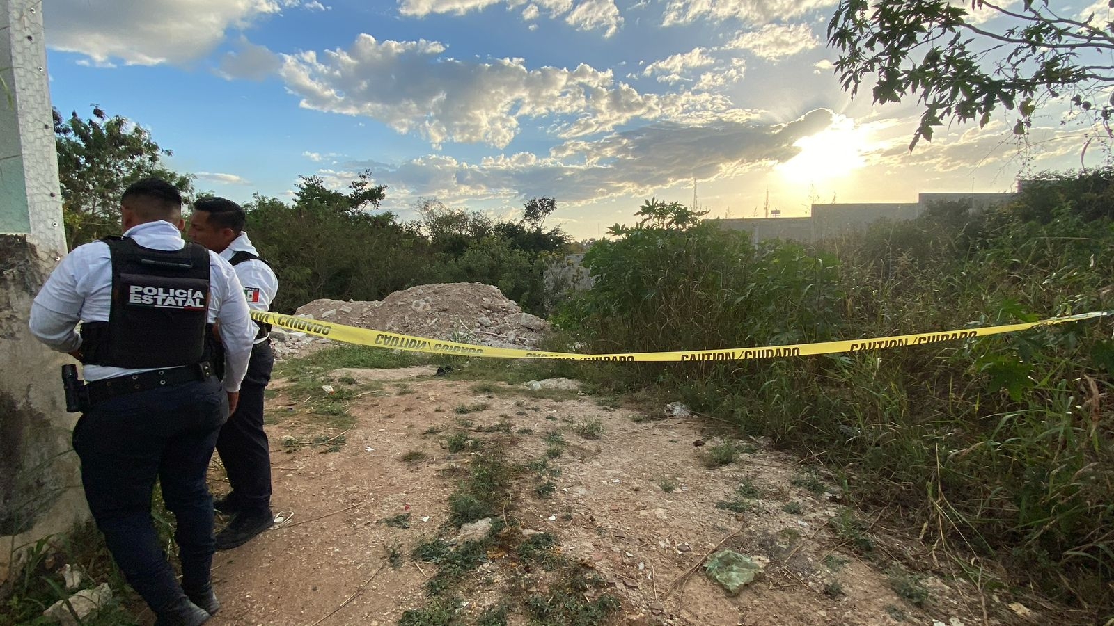 La fosa clandestina contiene los cuerpos de cuatro hombres