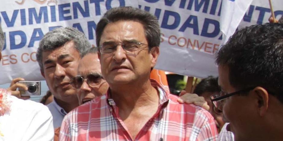 Un tribunal colegiado ordenó que se admita a trámite el amparo que interpuso Pío López Obrador contra la FISEL Un tribunal colegiado ordenó que se admita a trámite el amparo que interpuso Pío López Obrador contra la FISEL