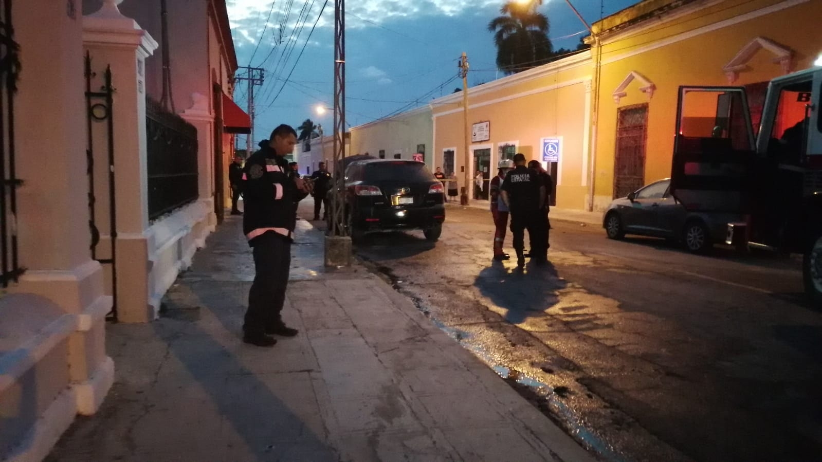 Por fortuna, solamente se registraron daños materiales en el auto