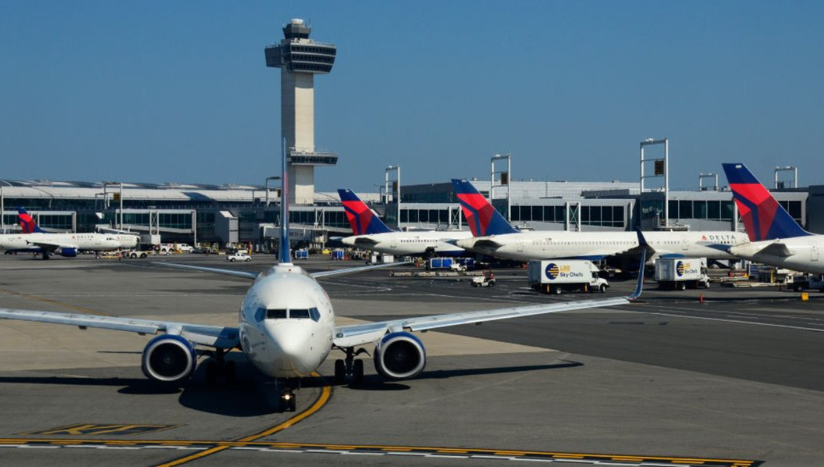 Aves provocan aterrizaje de emergencia en el aeropuerto de Nueva York