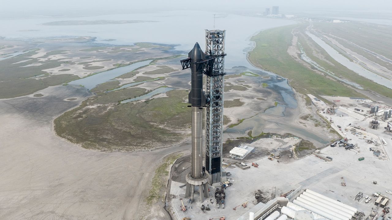 La FAA determinó que SpaceX cumple todos los requisitos de seguridad, medio ambiente, política, carga útil, integración en el espacio aéreo y responsabilidad financiera