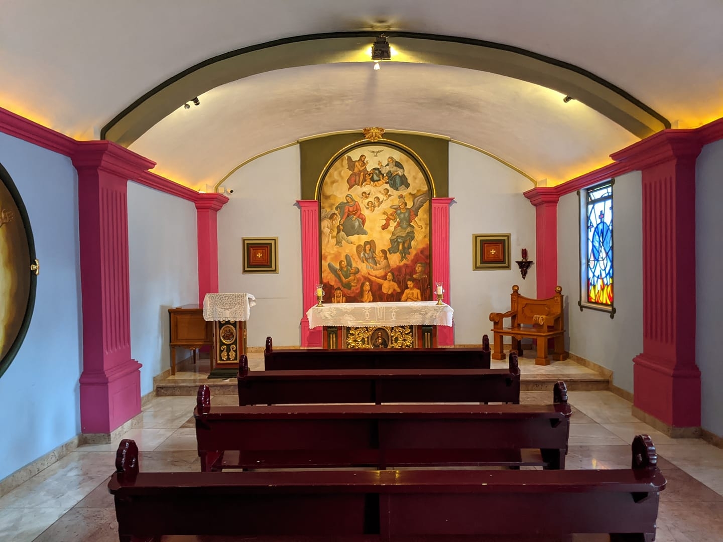 La capilla se encuentra en Colón, Querétaro La capilla se encuentra en Colón, Querétaro