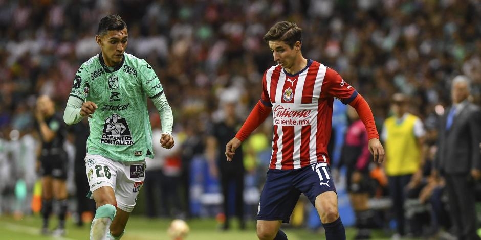 Chivas vence al León y sueña con el boleto directo a cuartos de final