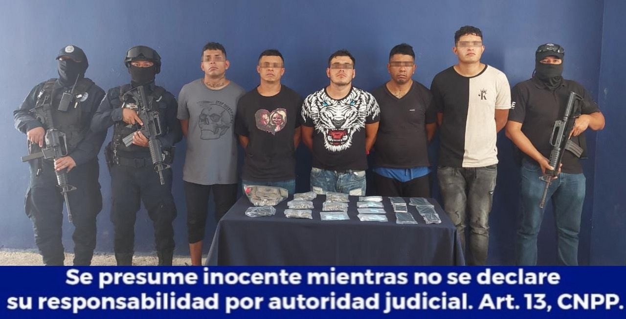Al menos cinco personas fueron detenidas; fueron sorprendidos con diversas dosis de droga, motivo por el que fueron turnadas a la FGE