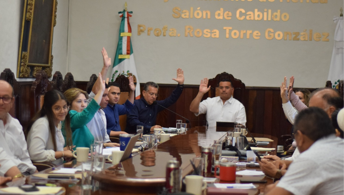 Regidores de PRI 'pidieron la cabeza' del director del Comité Permanente del Carnaval