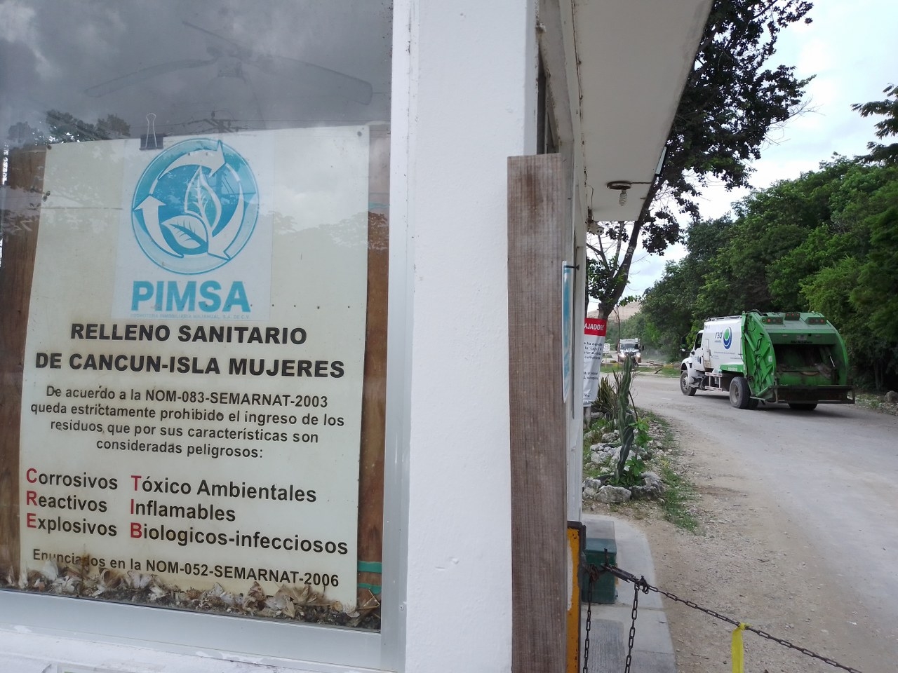 Entre los reclamos hacia la compañía está que no han actualizado su reglamento y que se daña al medio ambiente