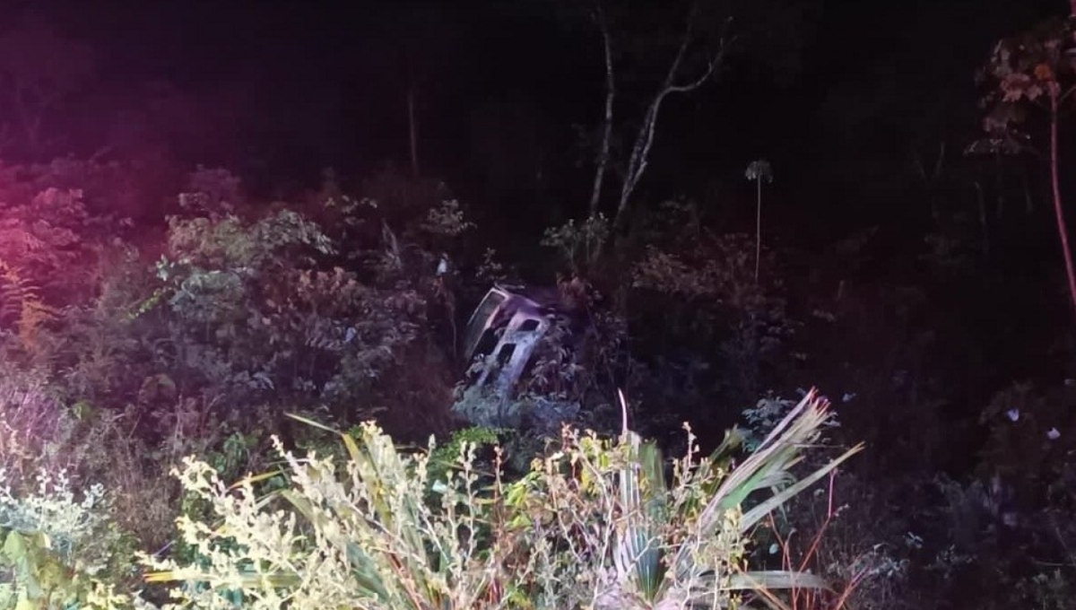 El párroco se dirigía a Valladolid, Yucatán cuando ocurrió el accidente El párroco se dirigía a Valladolid, Yucatán cuando ocurrió el accidente