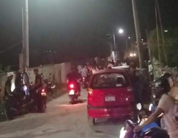 Una gran cantidad de personas se encontraban en la fiesta clandestina de Motul