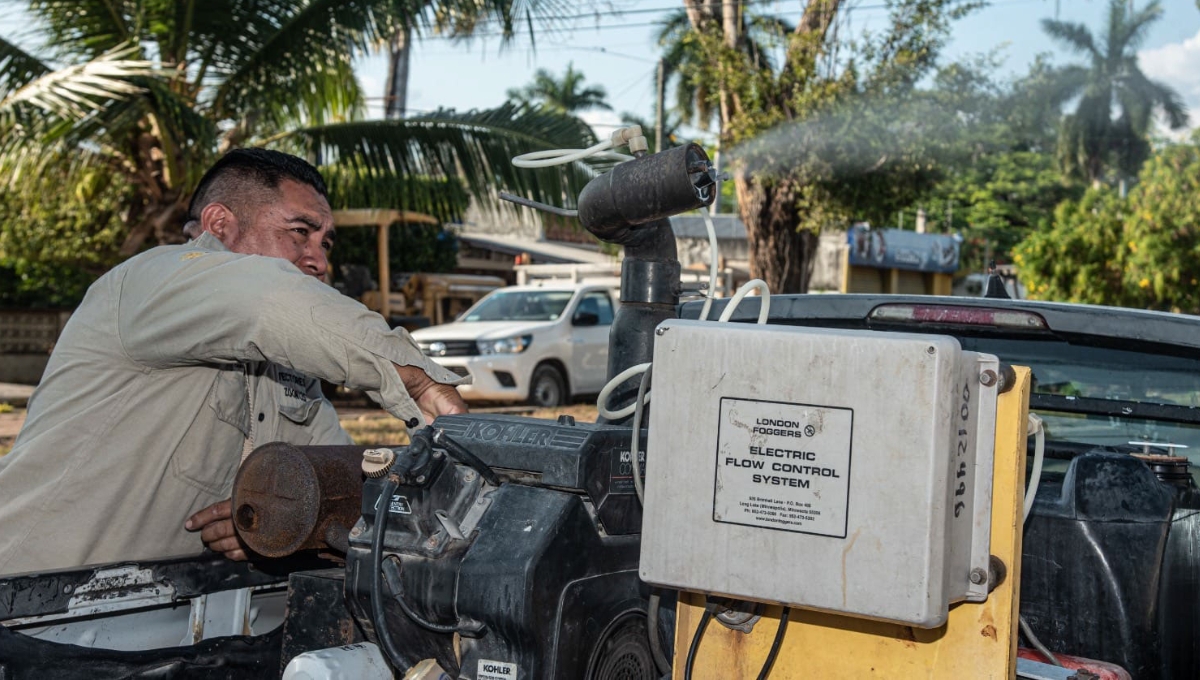 Las unidades se mantienen estacionadas en el patio de la dependencia municipal, por lo que los trabajadores hacen recorridos a pie. Las unidades se mantienen estacionadas en el patio de la dependencia municipal, por lo que los trabajadores hacen recorridos a pie.