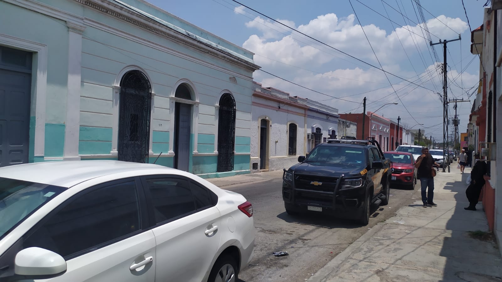 El hombre fue sorprendido por el dueño de la bodega, a quien amenazó con un punzón de metal El hombre fue sorprendido por el dueño de la bodega, a quien amenazó con un punzón de metal