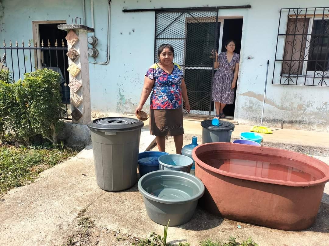 Las autoridades informaron que ya está en repearación la maquinaria; mandan pipa a surtir a habitantes