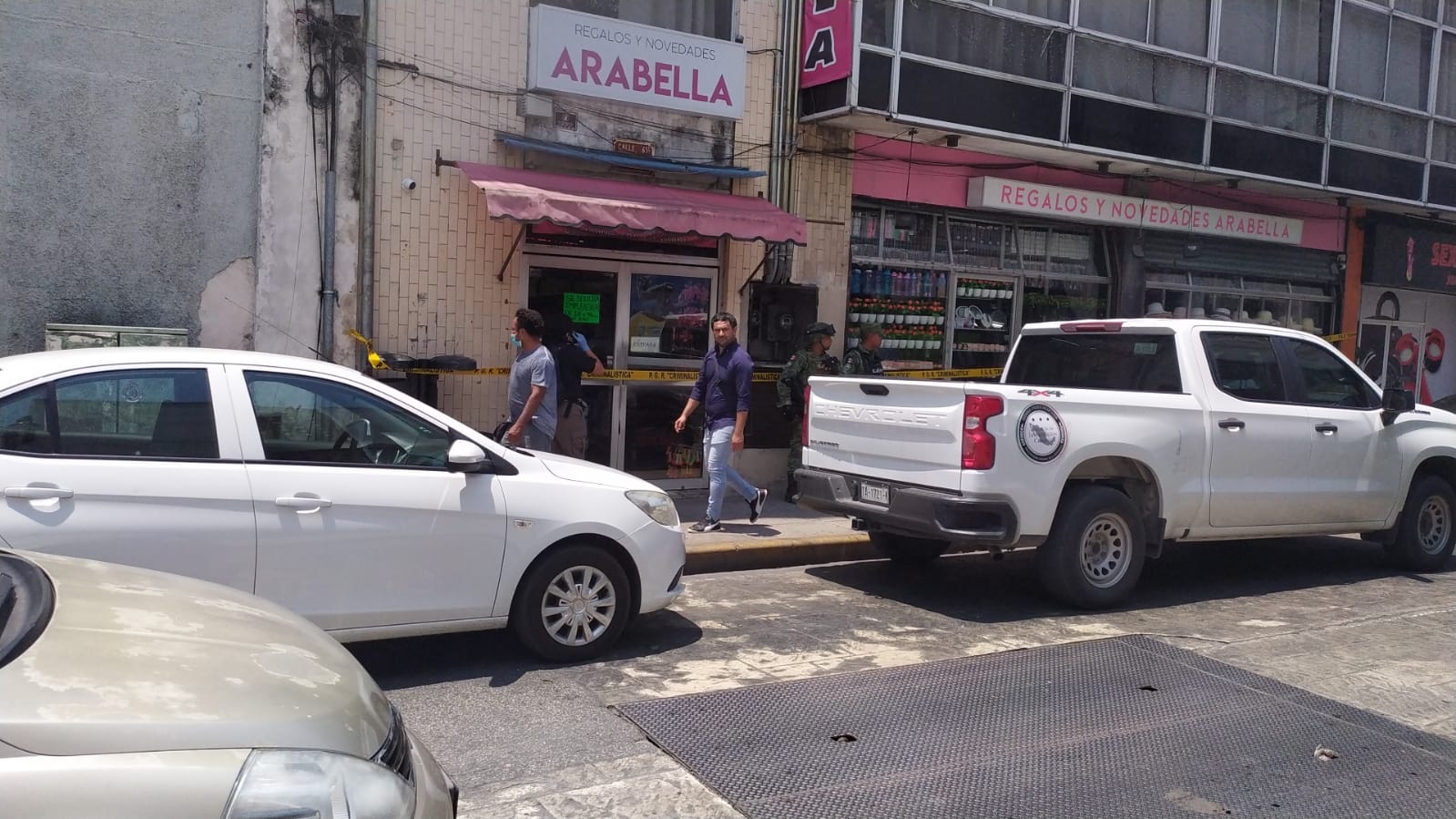 Autoridades habrían encontrado productos apócrifos