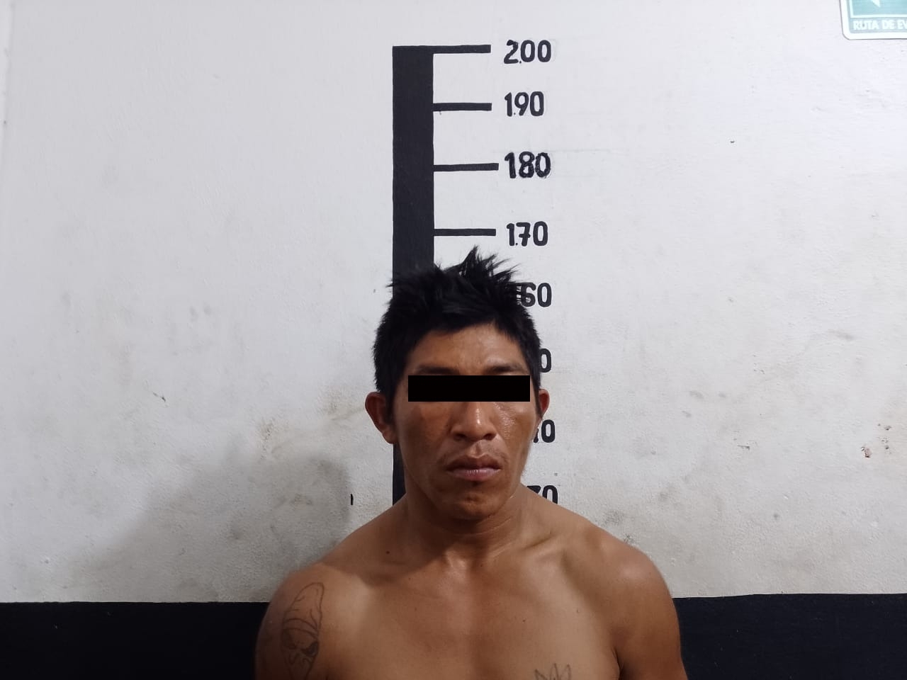 El detenido tenía una orden de aprehensión por narcomenudeo