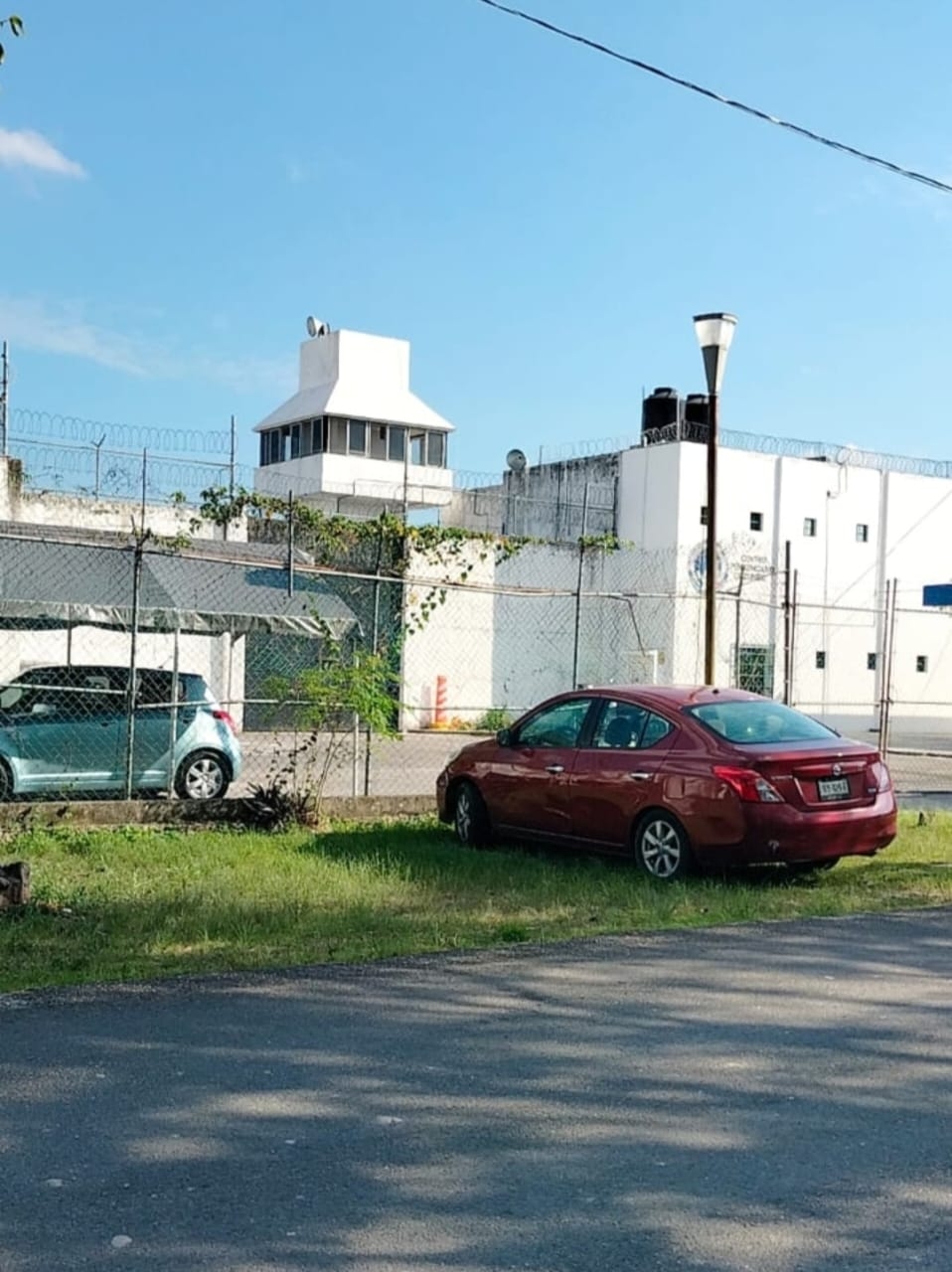 Su detención de manera formal ocurrió minutos antes de la media noche de este viernes