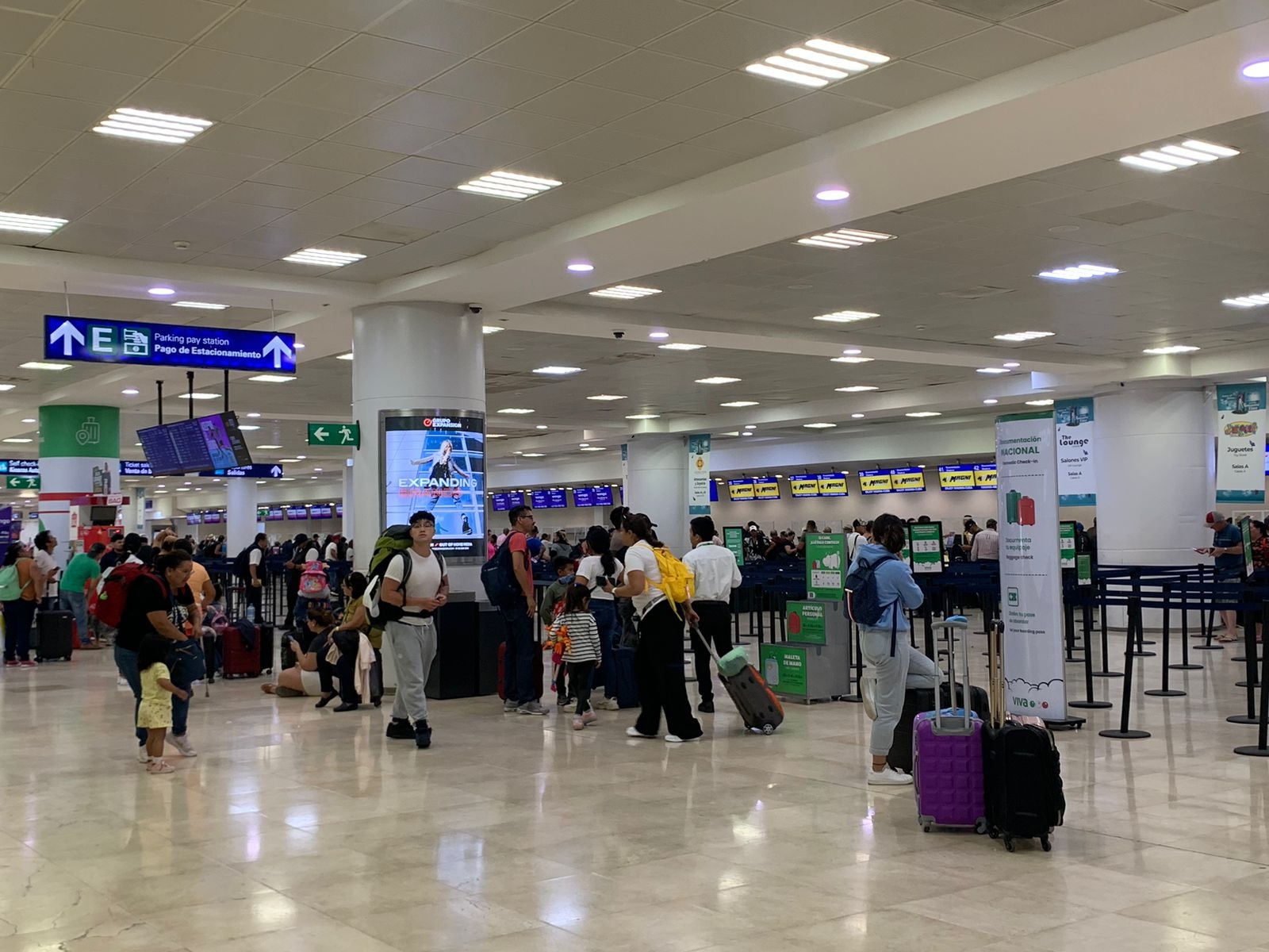 El Aeropuerto Internacional de Cancún reportó este sábado 592 operaciones aéreas