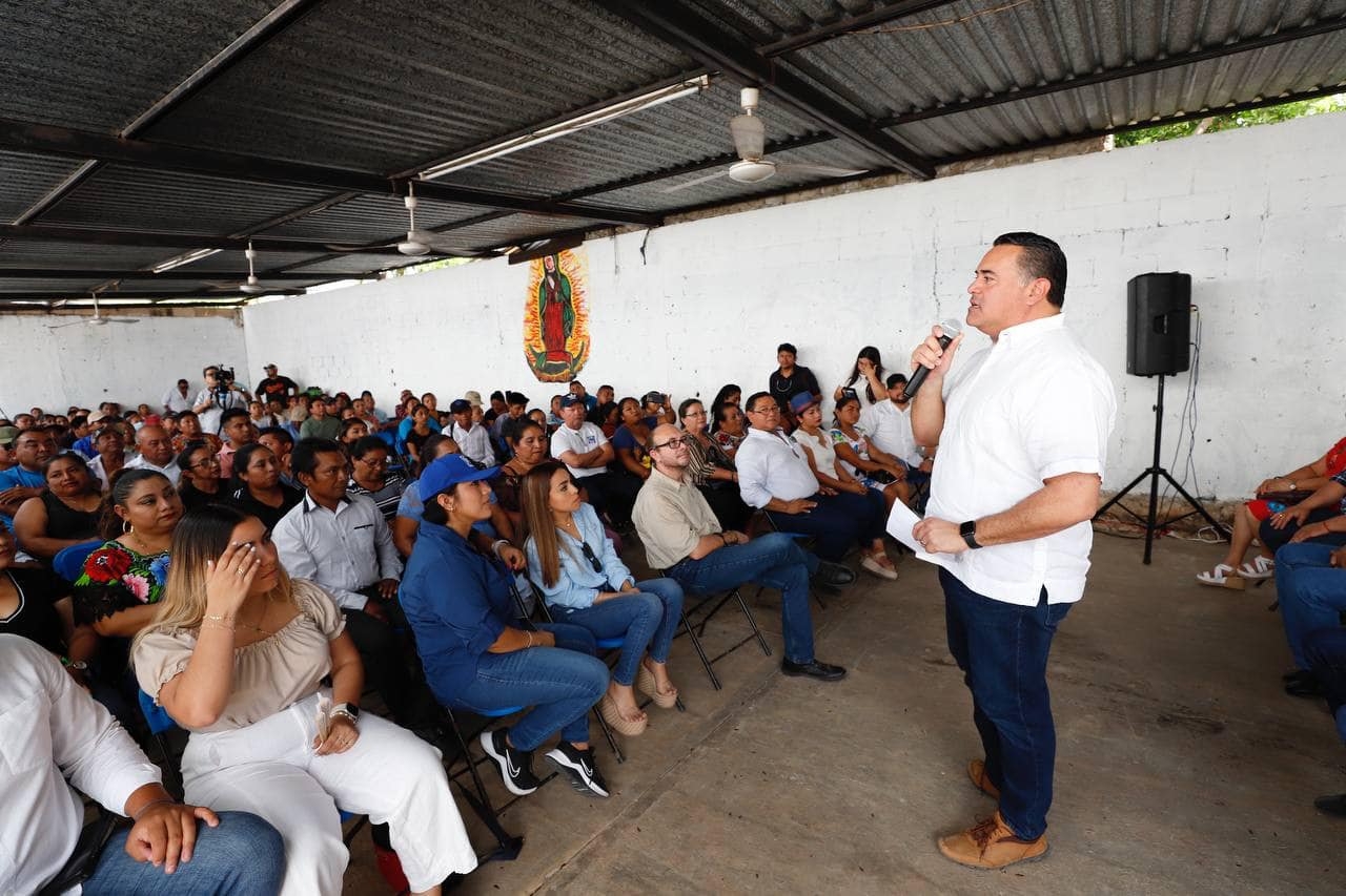 Sacarán los 'trapitos sucios' de Renán Barrera al Sol; regidores investigarán sus giras en Yucatán