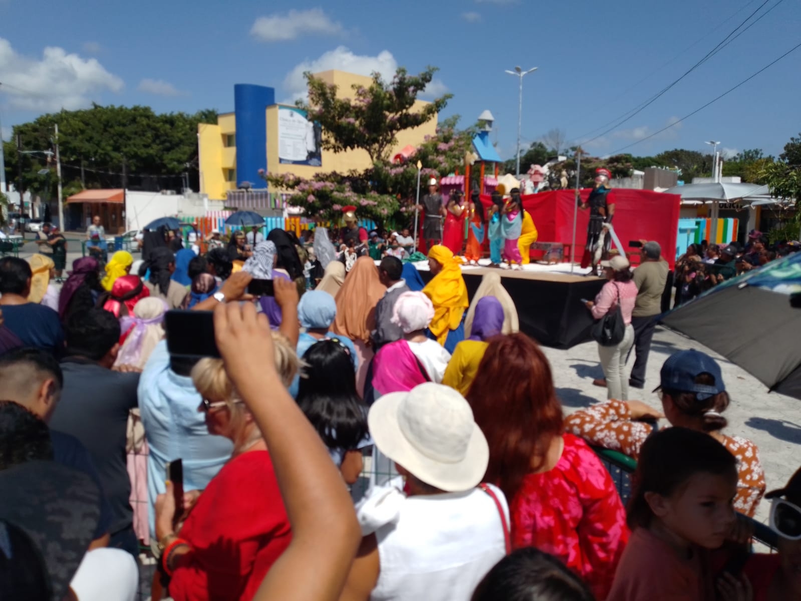 El elenco lo conforman feligreses de la Iglesia Cristo Rey
