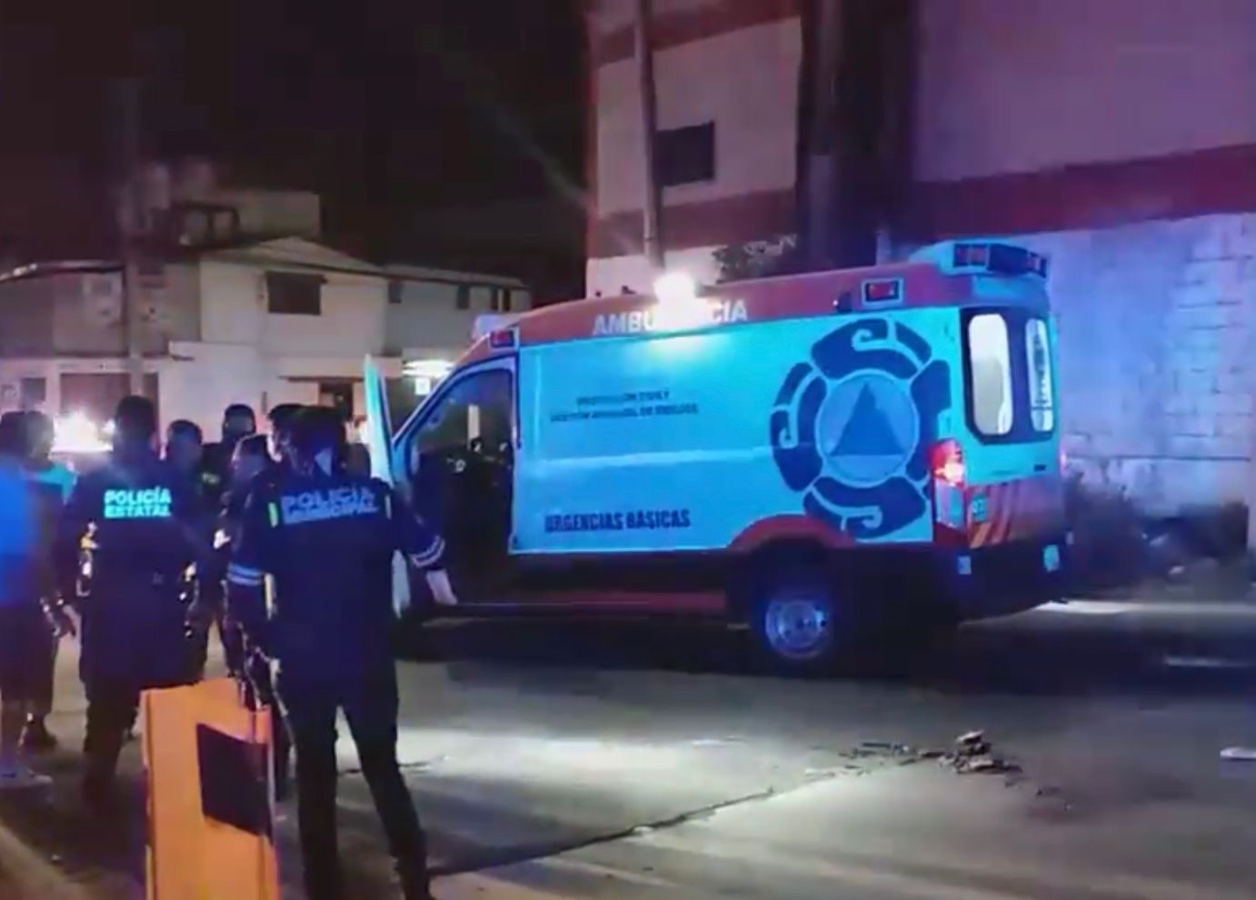 Desnudan y machetean a un ladrón en Puebla