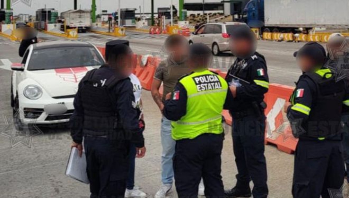 Disparan contra conductor en autopista del Bicentenario, Edomex Disparan contra conductor en autopista del Bicentenario, Edomex