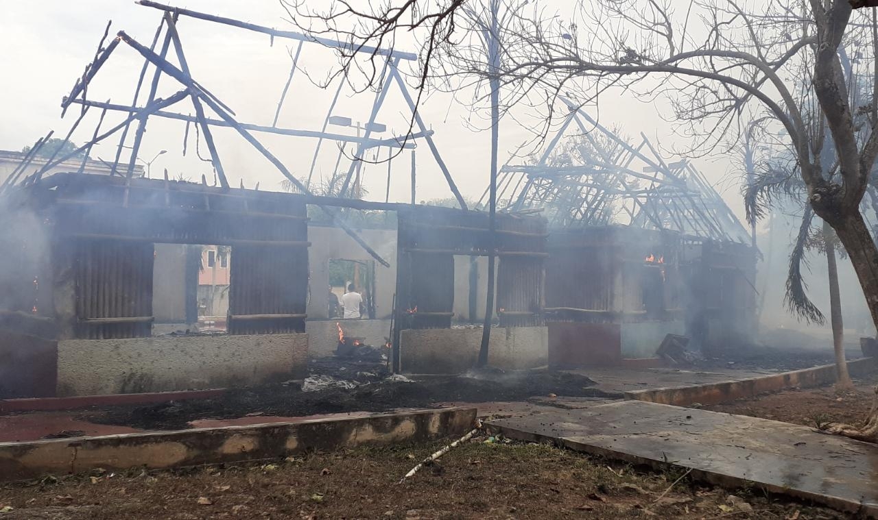La zona fue consumida por el fuego La zona fue consumida por el fuego