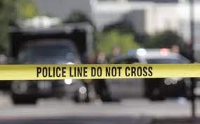 El departamento policial del condado Richmond acusó a 12 personas de asesinato y asalto agravado.
El departamento policial del condado Richmond acusó a 12 personas de asesinato y asalto agravado.