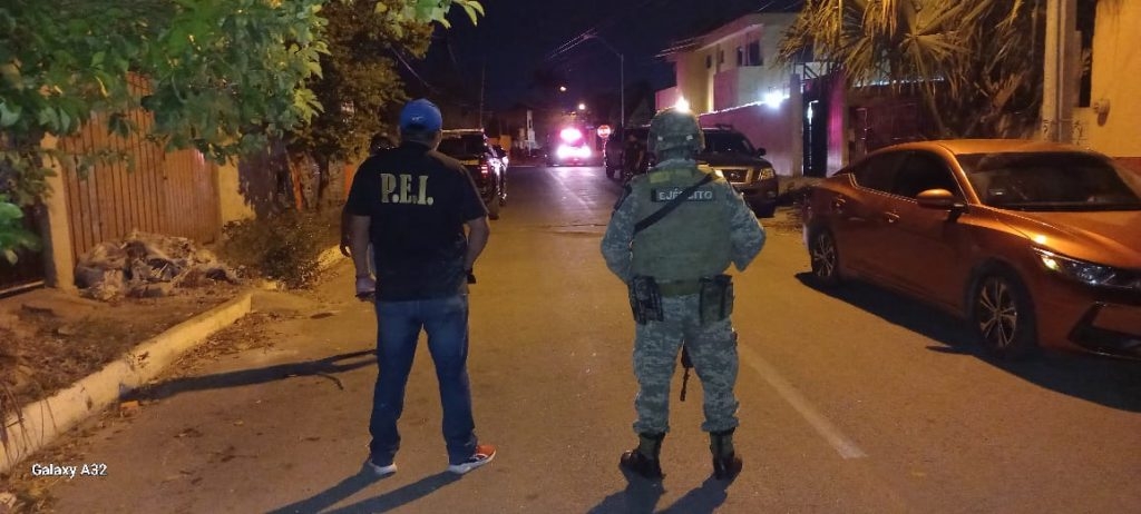 Entre los enervantes incautados, también hubo dos kilogramos de marihuana