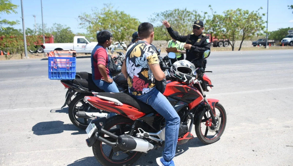 Transitar sobre los puentes de Mérida en moto puede causar accidentes Transitar sobre los puentes de Mérida en moto puede causar accidentes