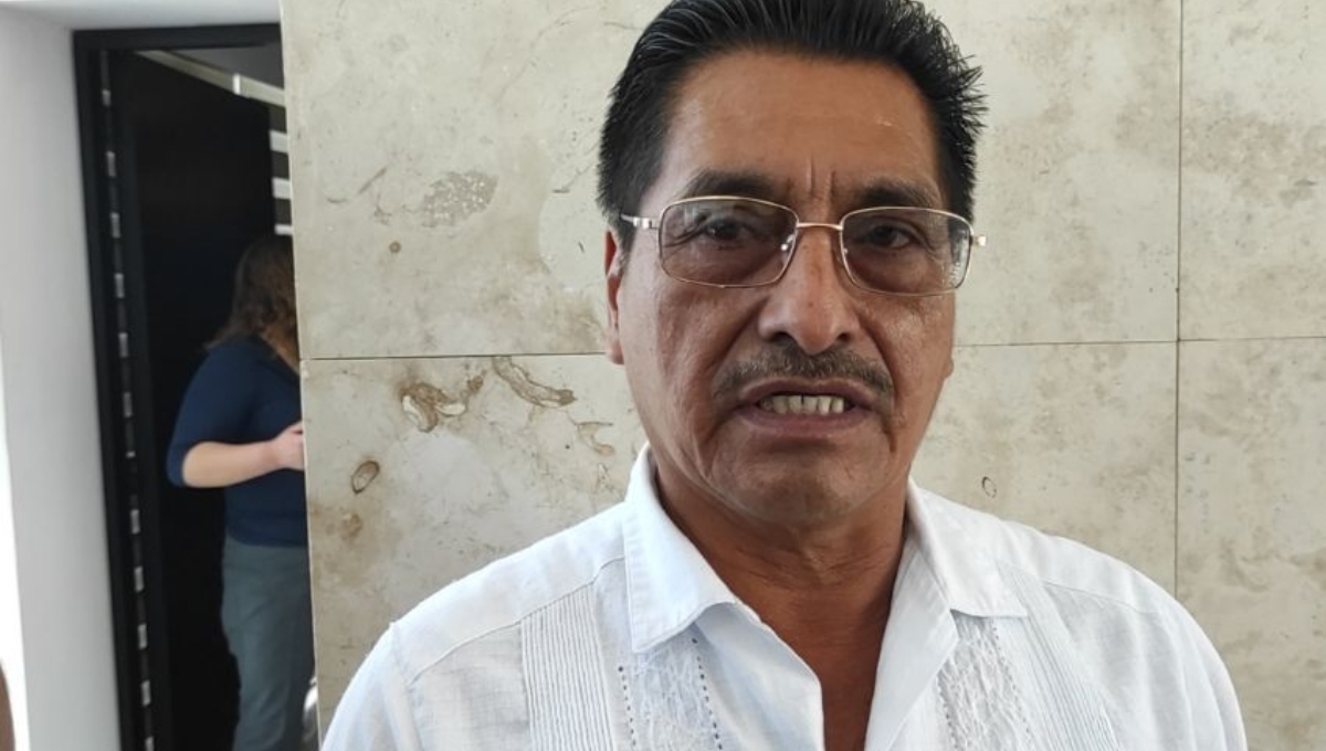 El director fue acusado de violar el Contrato Colectivo de Trabajo El director fue acusado de violar el Contrato Colectivo de Trabajo