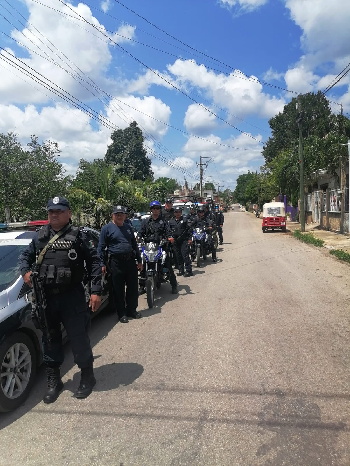 El operativo inició en la colonia San Antonio Tuk, luego continuó en la zona centro de esta ciudad El operativo inició en la colonia San Antonio Tuk, luego continuó en la zona centro de esta ciudad