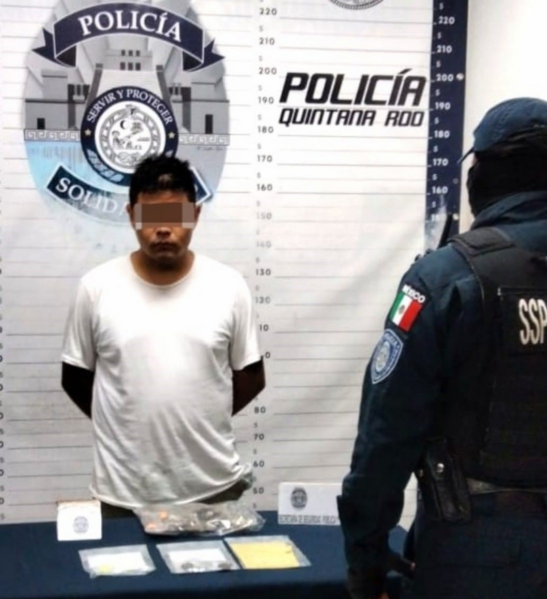 Intentó escapar en su unidad al ser descubierto