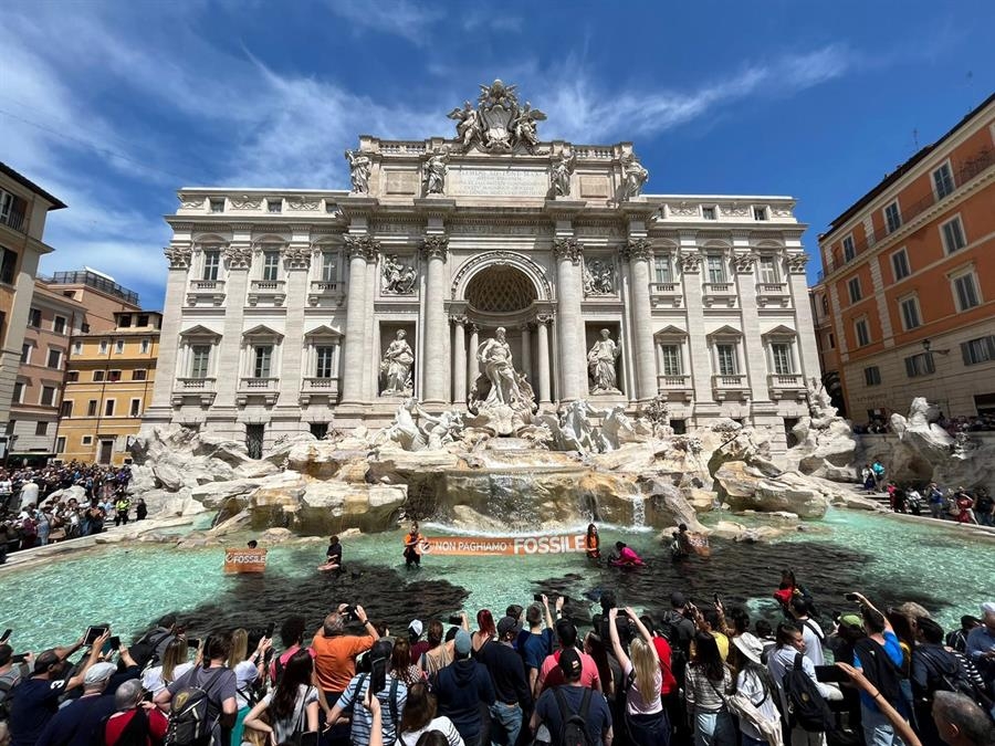 En 2015, la Fontana de Trevi terminó su rehabilitación En 2015, la Fontana de Trevi terminó su rehabilitación