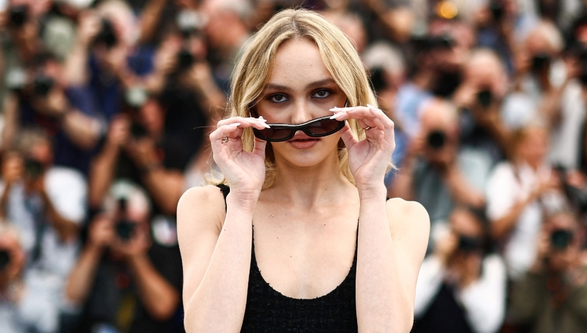 Fuertes críticas a hija de Johnny Depp por mostrar demás Fuertes críticas a hija de Johnny Depp por mostrar demás