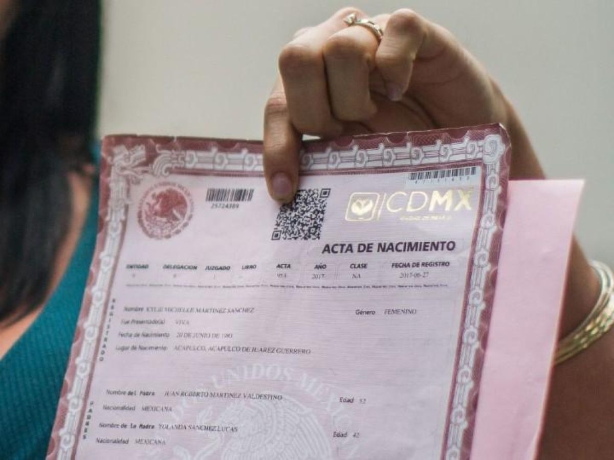 ¿Cuánto cuesta corregir los errores de tu acta de nacimiento?