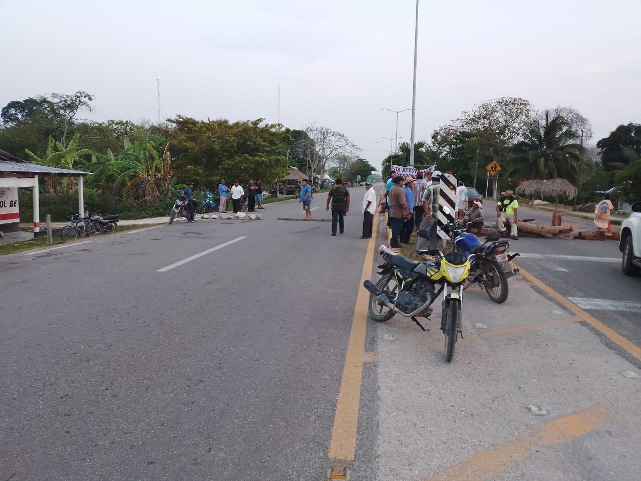 En el sitio se encuentran elementos de la Policía Quintana Roo y de la Guardia Nacional de Carreteras En el sitio se encuentran elementos de la Policía Quintana Roo y de la Guardia Nacional de Carreteras