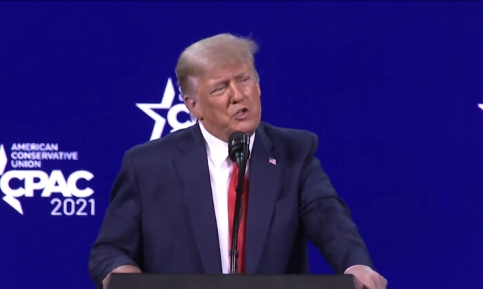 Departamento de Justicia pide no aplazar juicio contra Trump