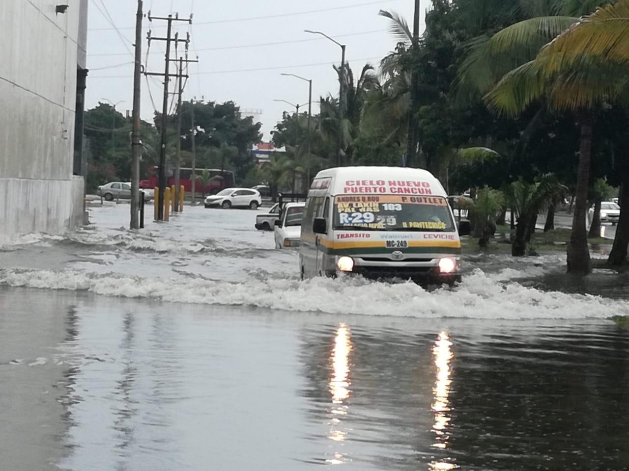 Las lluvias continuarán durante las próximas horas en Cancún
