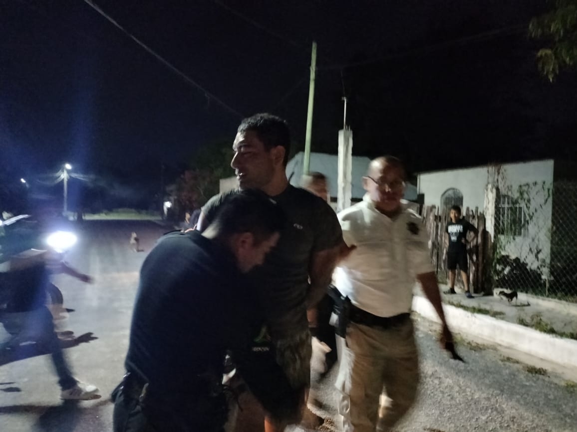 Después de una persecución  por varias colonias de la ciudad elementos de la Dirección  de Seguridad Pública, lograron detener en la colonia Revolución