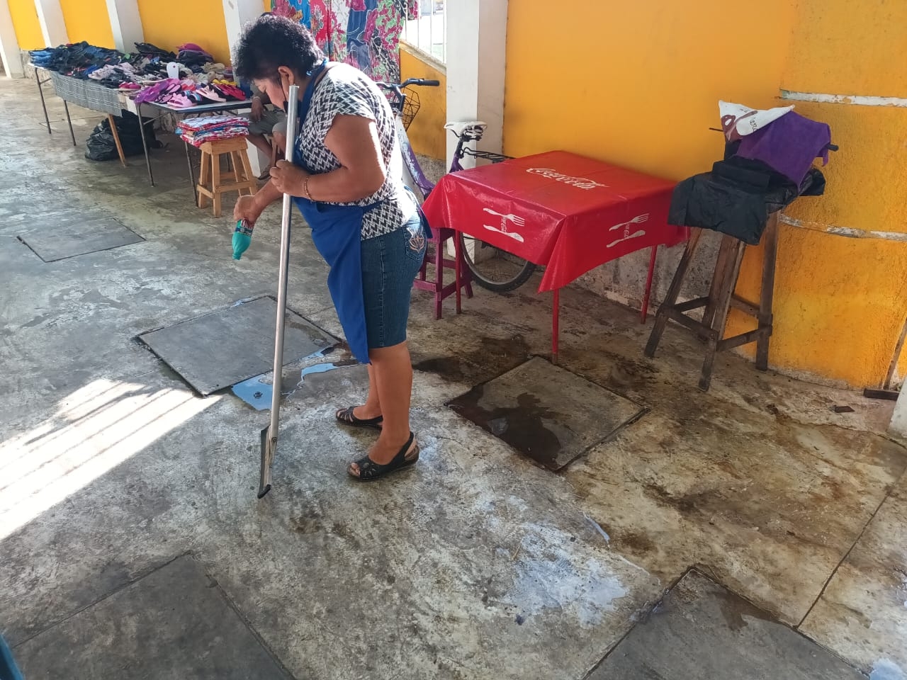 Comerciantes se quejan de que las autoridades prometen que van a hacer algo, pero no cumplen