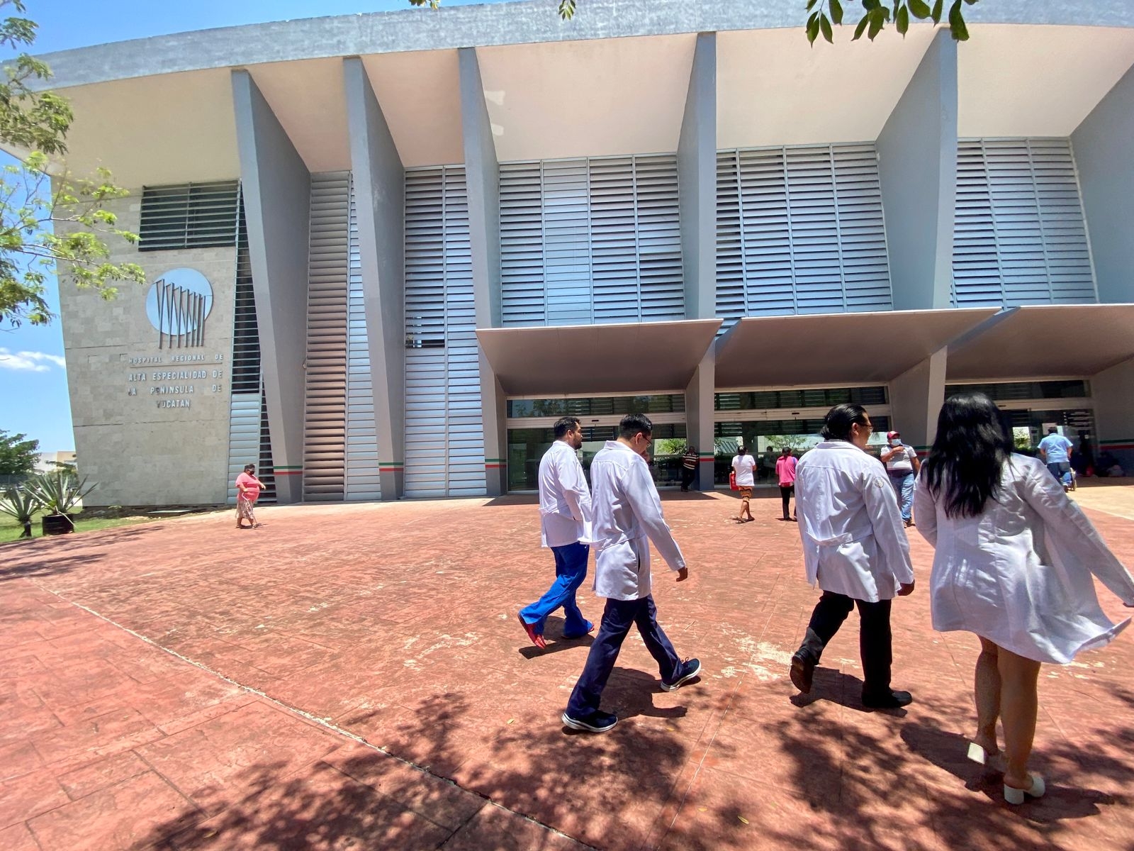 El Hospital Regional de Alta Especialidad de la Península de Yucatán habilitará un cuarto piso con 40 camas El Hospital Regional de Alta Especialidad de la Península de Yucatán habilitará un cuarto piso con 40 camas