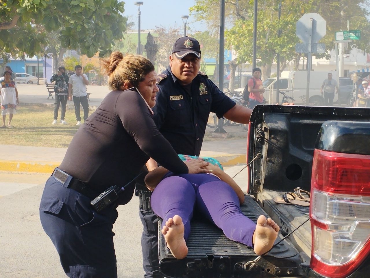 La joven logró recuperar el pulso y fue trasladada de emergencia a un hospital La joven logró recuperar el pulso y fue trasladada de emergencia a un hospital