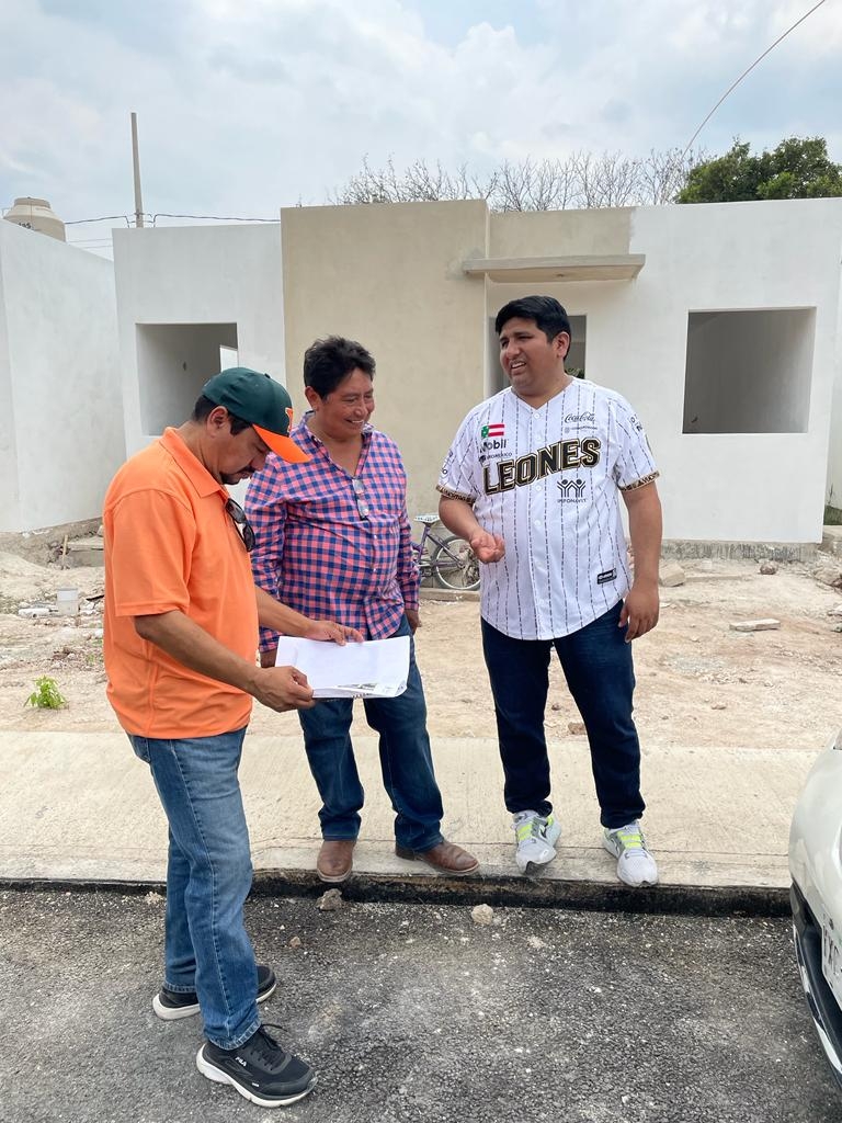 El funcionario invitó a difundir las alternativas que son útiles para quienes desean una vivienda